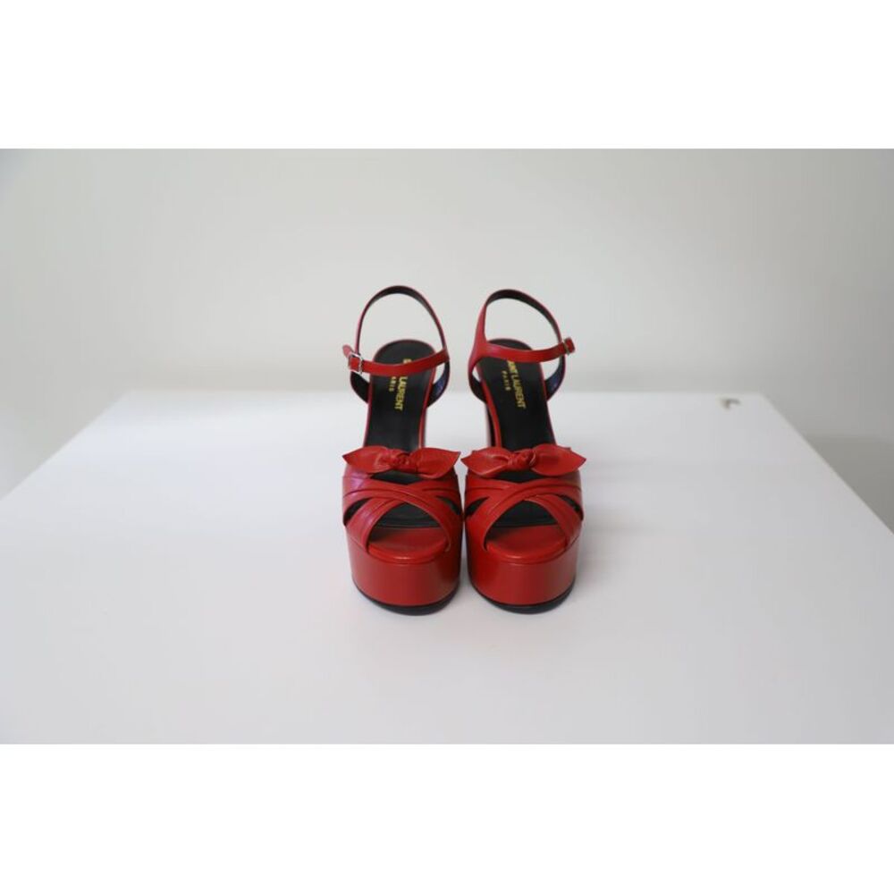 Saint Laurent Candy Bow Platform Sandals in Red Leather - Picture 6 of 7